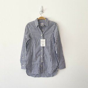 NWT Tradlands for The Reed Button-Up Striped Shirt